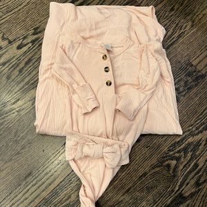 Lou Lou and company knotted gown, headband and swaddle blanket